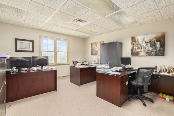 Suite 109